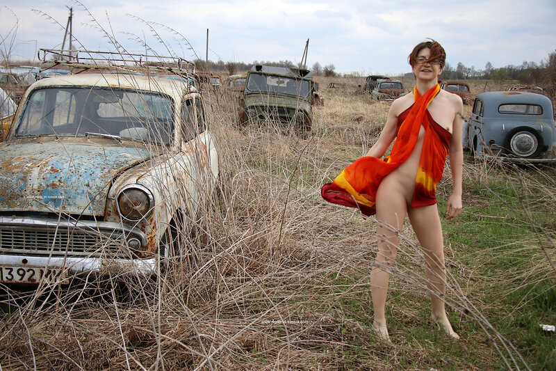 Алечка, 42